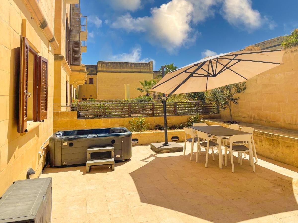Villa Gee9Teen At Fort Chambray Mgarr Exterior foto
